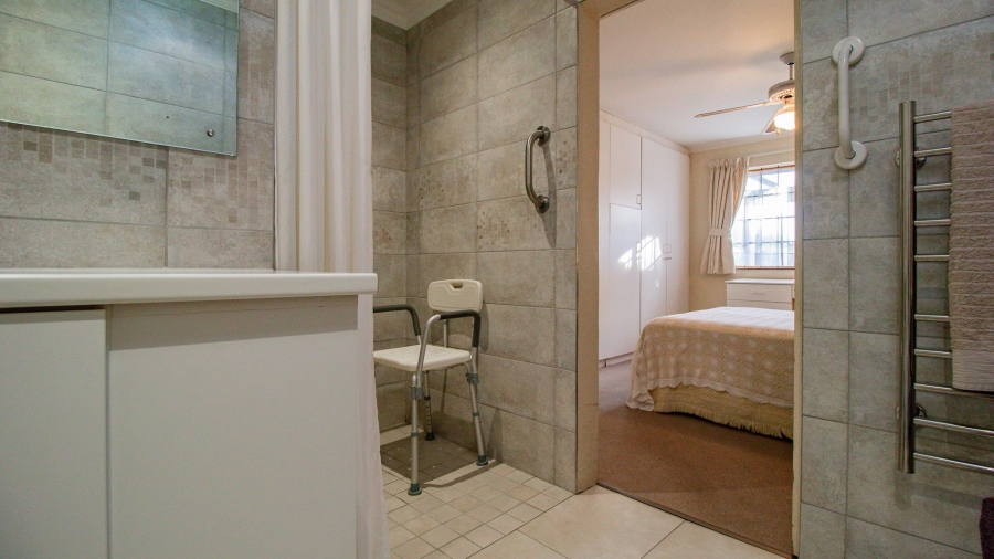2 Bedroom Property for Sale in Pinelands Western Cape